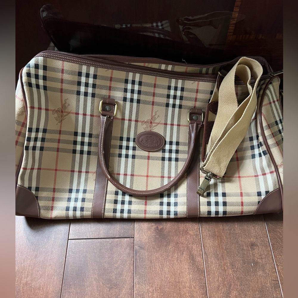 Vintage Buryberry’s Burberry Vintage Nova Check Haymarket Travel Duffle plaid - Picture 14 of 17